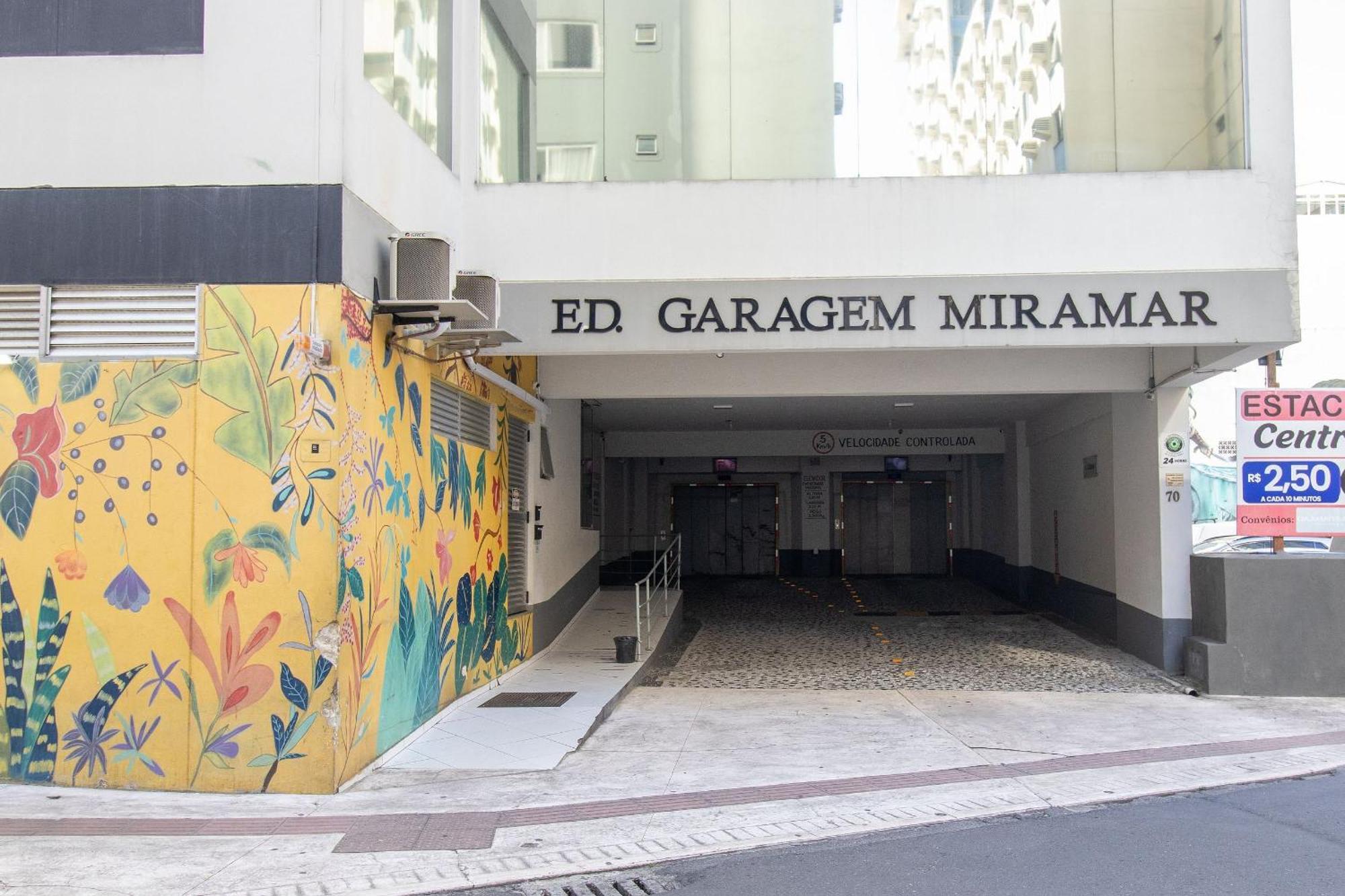 Clr81 - Calcadao, 1 Dorm Climatizado, Garagem Apartment Balneario Camboriu Exterior photo